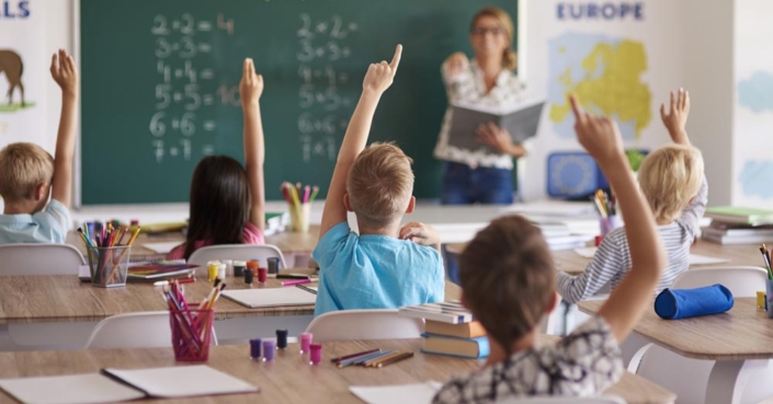 SCUOLA & GIOVANI